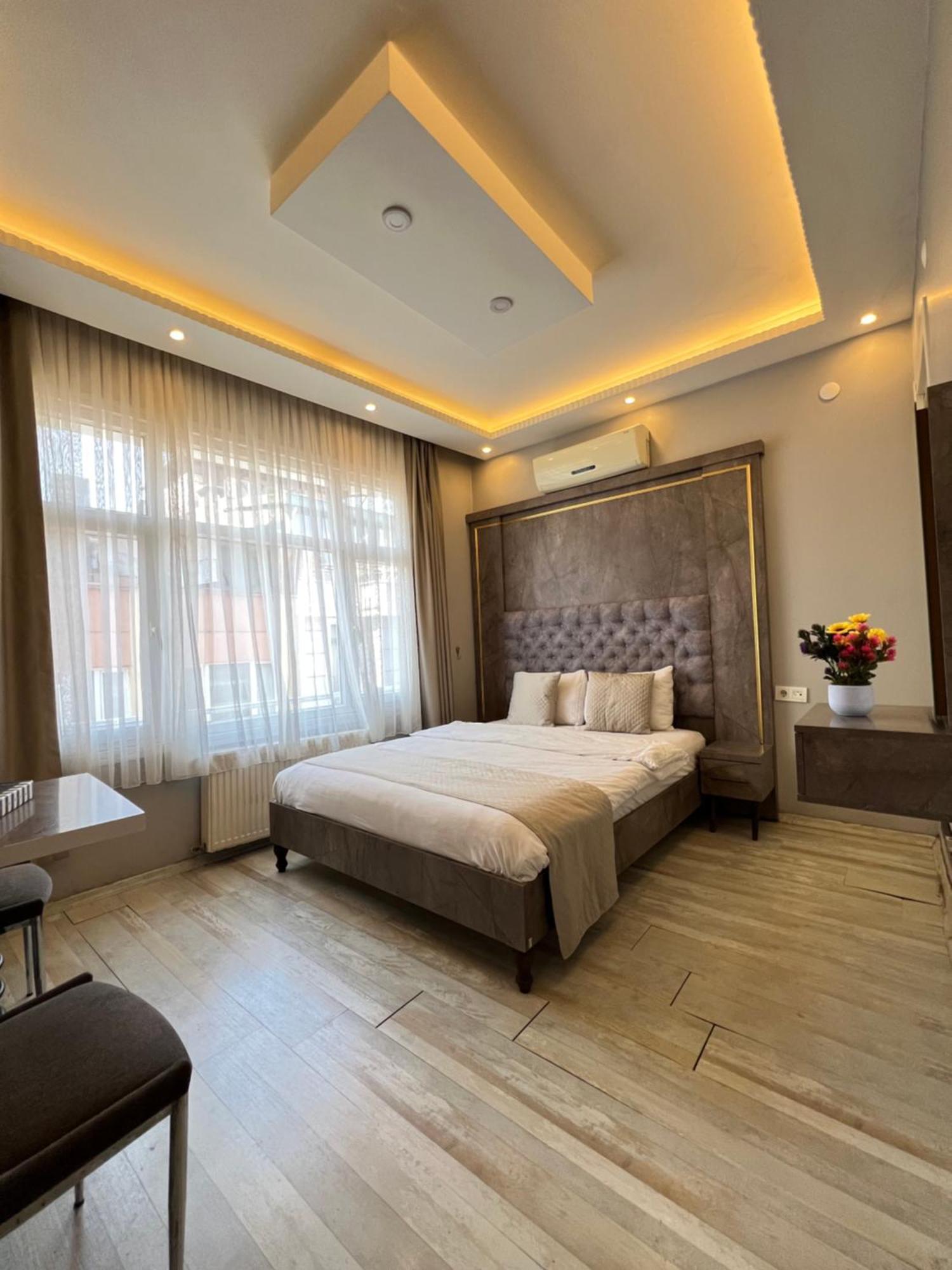 Taksim Brand Suite Hotel Istanbul Exterior photo