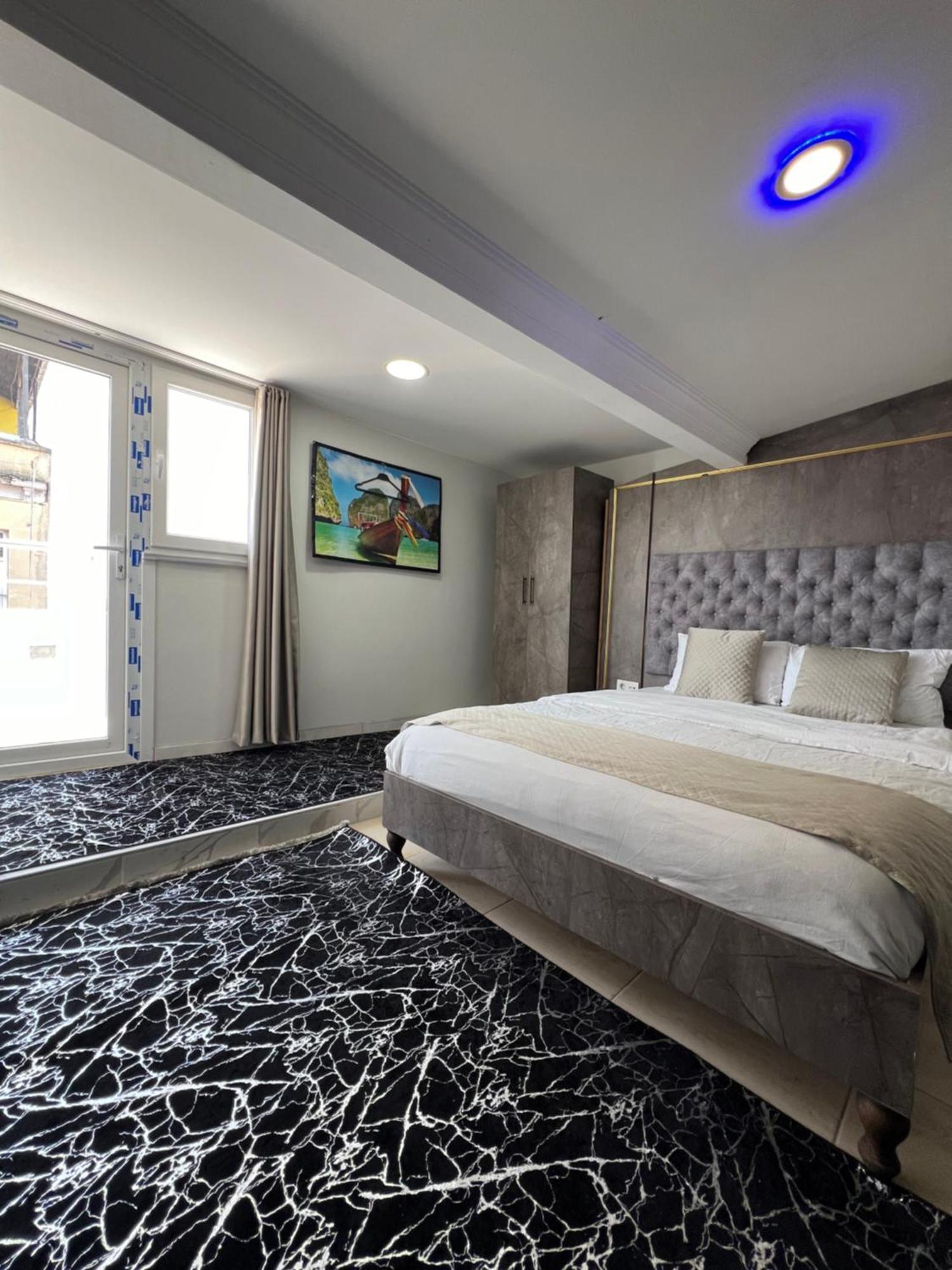 Taksim Brand Suite Hotel Istanbul Exterior photo